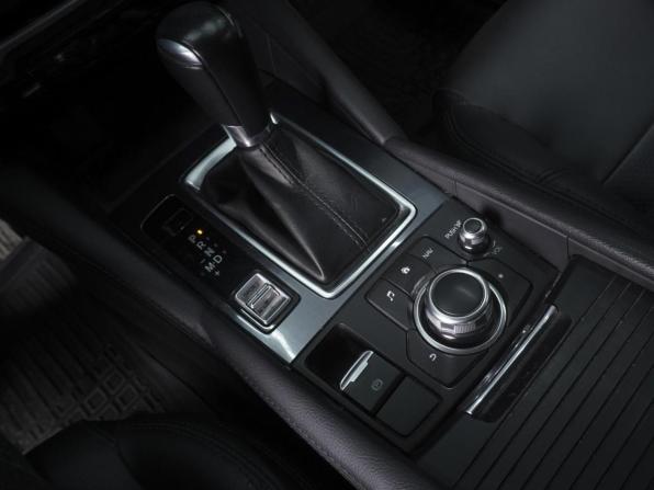 Mazda 6 III (GJ) Рестайлинг с пробегом 2017 года, цена 2 570 000 рублей, 70908 км, седан, Автокод Объявления