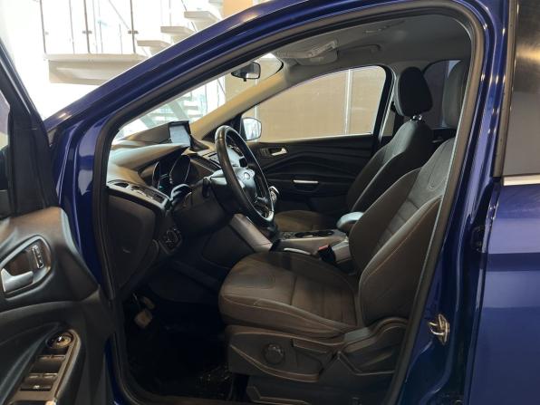 Ford Kuga II с пробегом 2014 года, цена 1 350 000 рублей, 196469 км, внедорожник, Автокод Объявления