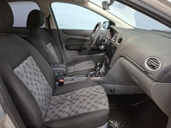 Ford Focus II с пробегом 2006 года, цена 329 000 рублей, 291970 км, седан, Автокод Объявления