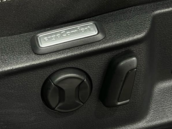 Volkswagen Passat B8 с пробегом 2016 года, цена 1 599 000 рублей, 208515 км, седан, Автокод Объявления