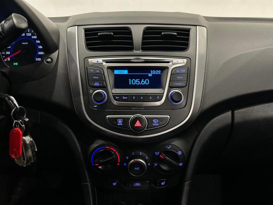 Hyundai Solaris I Рестайлинг Санкт-Петербург  - изображение 18