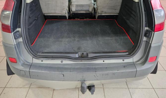 Renault Scenic II Рестайлинг с пробегом 2006 года, цена 319 000 рублей, 261000 км, минивэн, Автокод Объявления