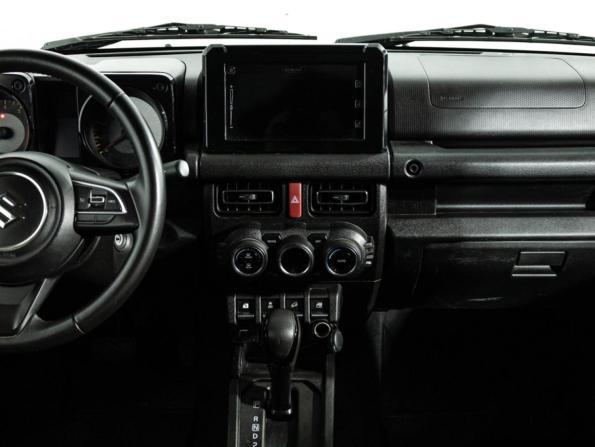 Suzuki Jimny IV с пробегом 2020 года, цена 2 569 000 рублей, 84620 км, внедорожник, Автокод Объявления