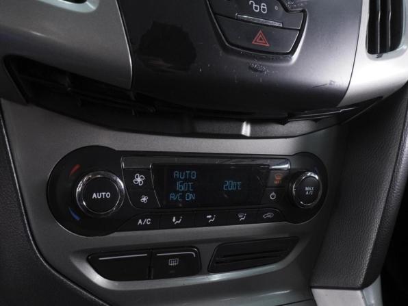 Ford Focus III с пробегом 2012 года, цена 390 000 рублей, 300984 км, седан, Автокод Объявления
