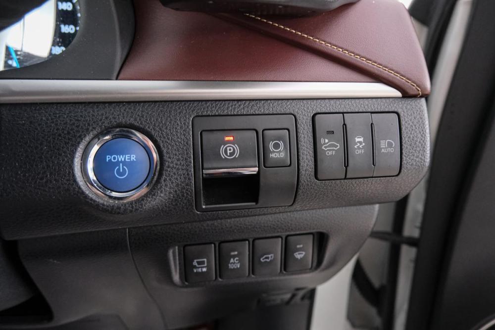 Toyota Harrier III (XU60) Рестайлинг Красноярск  - изображение 15
