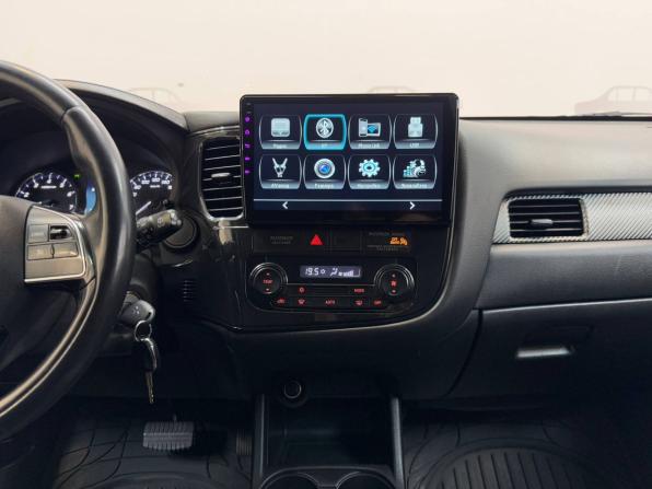 Mitsubishi Outlander III Рестайлинг 2 с пробегом 2015 года, цена 1 650 000 рублей, 88700 км, внедорожник, Автокод Объявления