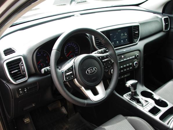 Kia Sportage IV с пробегом 2018 года, цена 2 060 000 рублей, 124000 км, внедорожник, Автокод Объявления