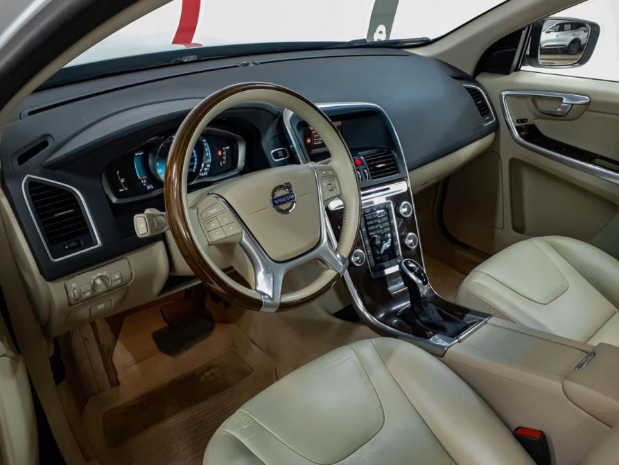 Volvo XC60 I Рестайлинг Москва  - изображение 7