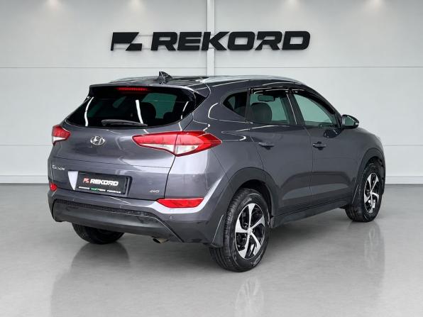 Hyundai Tucson III с пробегом 2015 года, цена 2 319 000 рублей, 193267 км, внедорожник, Автокод Объявления