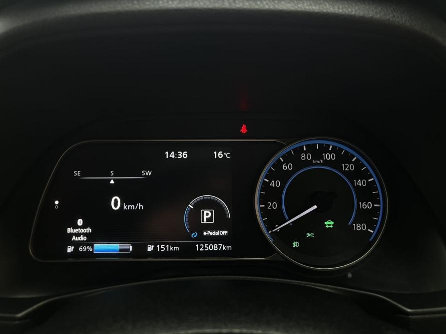 Nissan Leaf II (ZE1) Новосибирск  - изображение 12