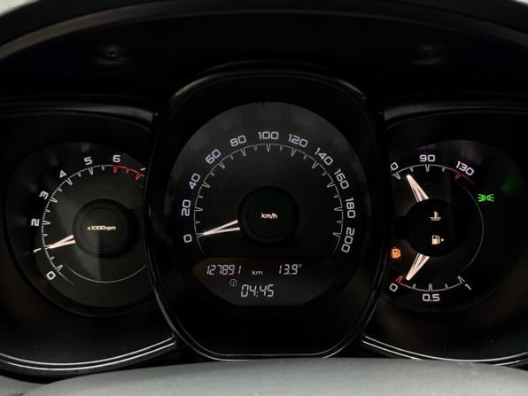 Lada (ВАЗ) Vesta I с пробегом 2015 года, цена 629 000 рублей, 127324 км, седан, Автокод Объявления