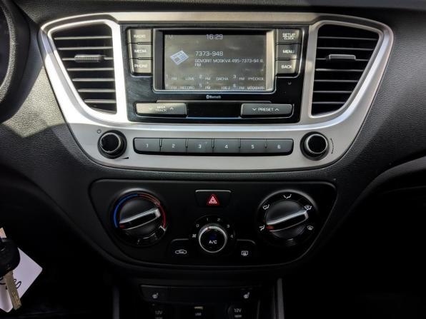 Hyundai Solaris II Рестайлинг с пробегом 2022 года, цена 1 535 000 рублей, 106067 км, седан, Автокод Объявления