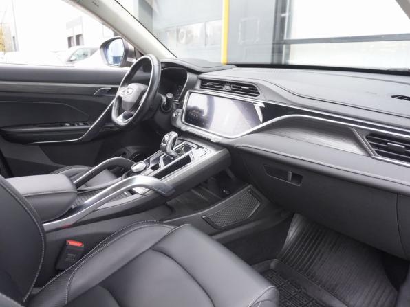 Geely Atlas Pro с пробегом 2023 года, цена 2 100 000 рублей, 35011 км, внедорожник, Автокод Объявления
