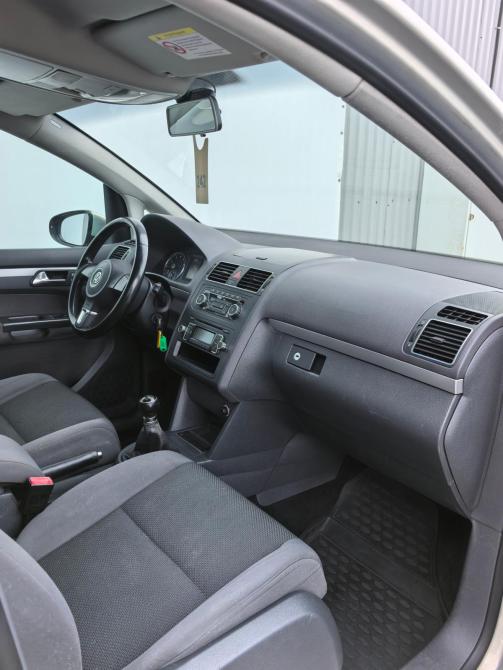 Volkswagen Touran I Рестайлинг 2 Санкт-Петербург  - изображение 19