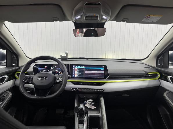 Geely Coolray I Рестайлинг с пробегом 2023 года, цена 2 077 000 рублей, 27700 км, внедорожник, Автокод Объявления