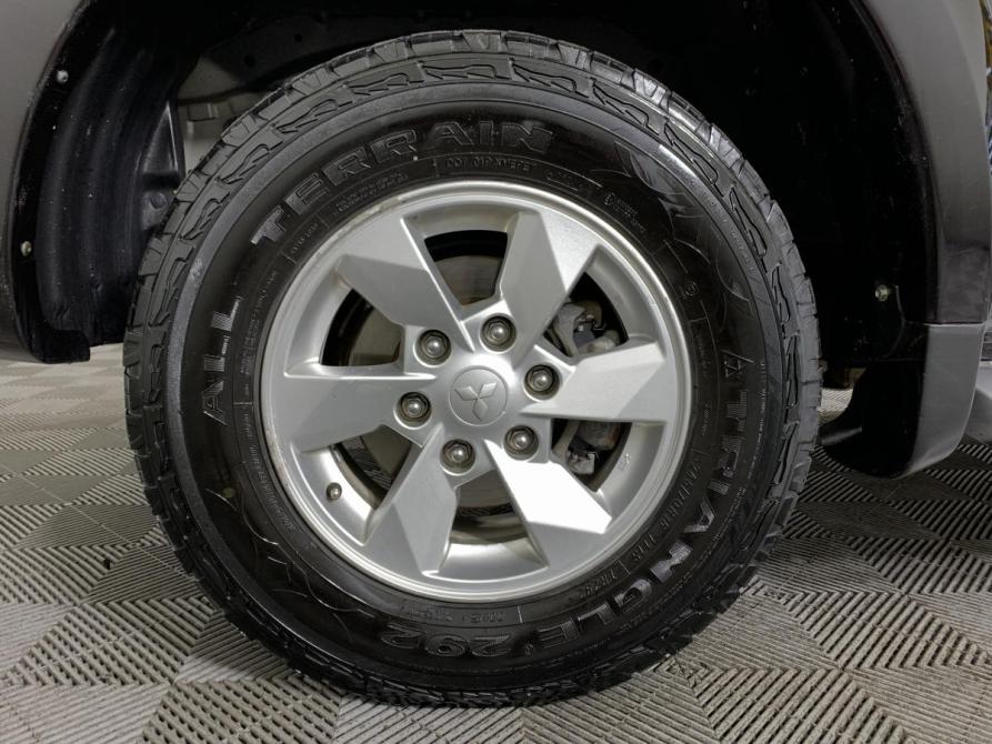 Mitsubishi L200 V Москва  - изображение 10