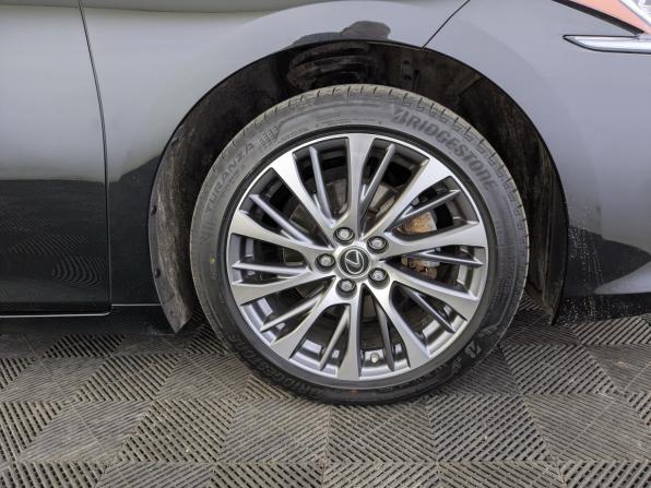 Lexus ES VII с пробегом 2021 года, цена 4 400 000 рублей, 61510 км, седан, Автокод Объявления