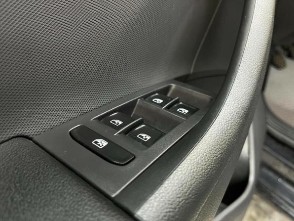 Volkswagen Polo VI с пробегом 2022 года, цена 1 540 880 рублей, 75400 км, лифтбек, Автокод Объявления