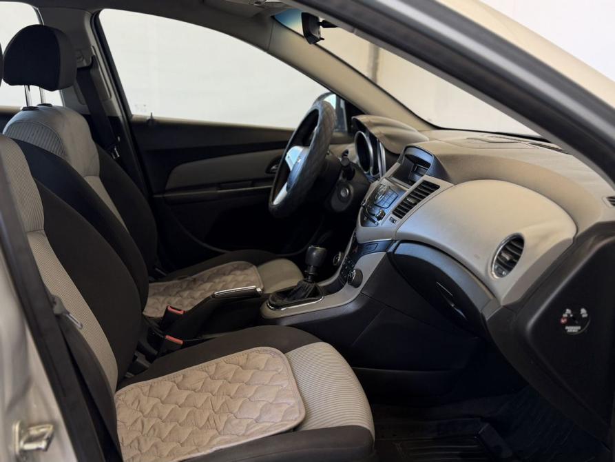 Chevrolet Cruze I Псков  - изображение 12