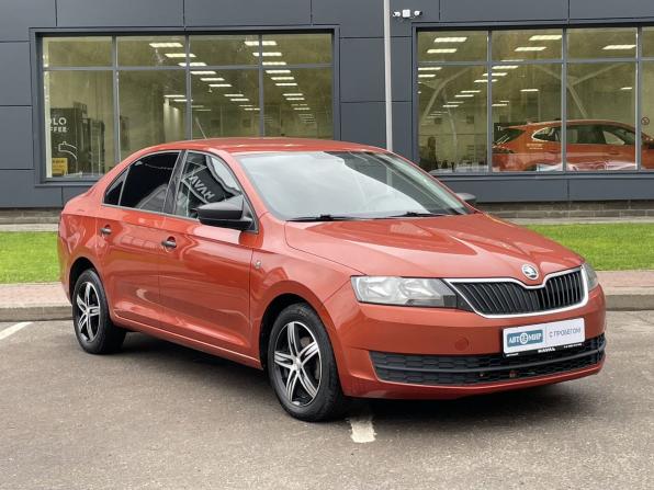 Skoda Rapid I с пробегом 2017 года, цена 965 000 рублей, 175765 км, лифтбек, Автокод Объявления