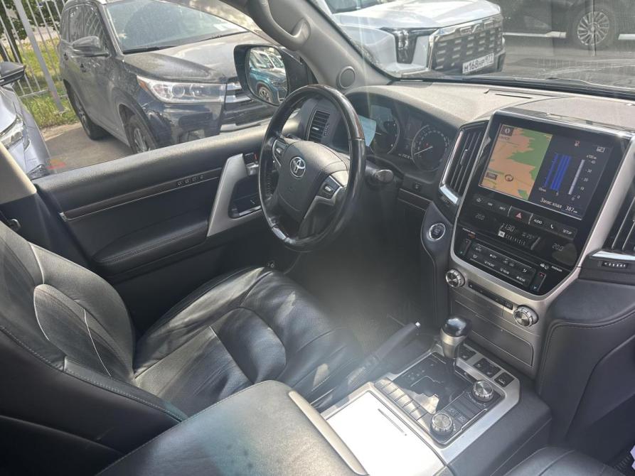 Toyota Land Cruiser 200 Series Рестайлинг 2 Москва  - изображение 5