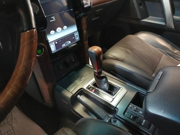 Toyota Land Cruiser Prado 150 Series Рестайлинг 1 с пробегом 2016 года, цена 3 399 000 рублей, 180000 км, внедорожник, Автокод Объявления