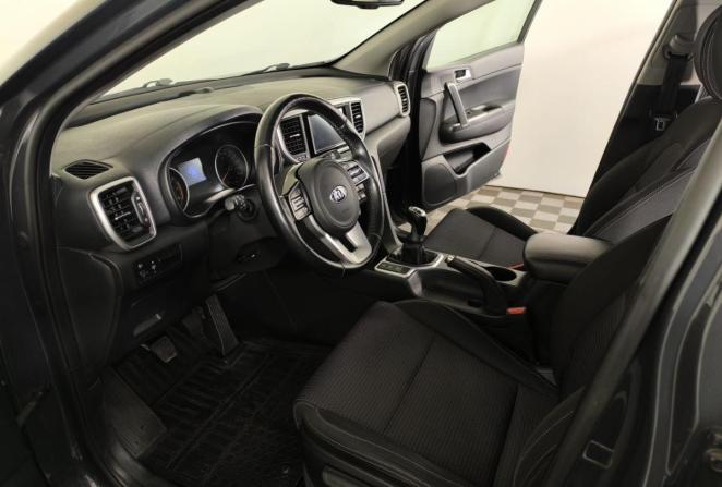 Kia Sportage IV Рестайлинг с пробегом 2019 года, цена 2 200 000 рублей, 61063 км, внедорожник, Автокод Объявления
