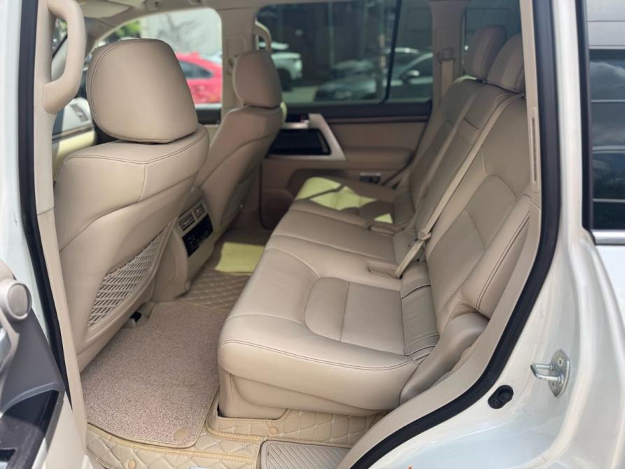 Toyota Land Cruiser 200 Series Рестайлинг 2 Ростов-на-Дону  - изображение 12