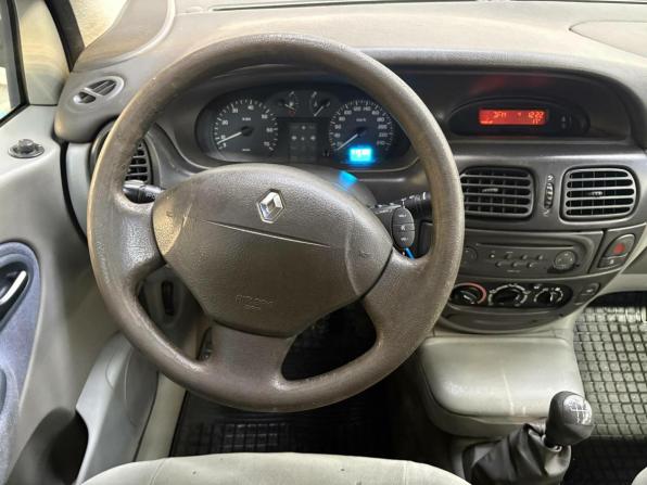Renault Scenic I Рестайлинг с пробегом 2002 года, цена 185 000 рублей, 414170 км, минивэн, Автокод Объявления