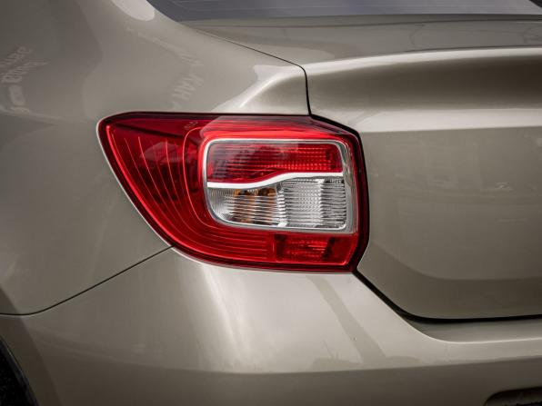 Renault Logan II с пробегом 2017 года, цена 727 000 рублей, 115000 км, седан, Автокод Объявления