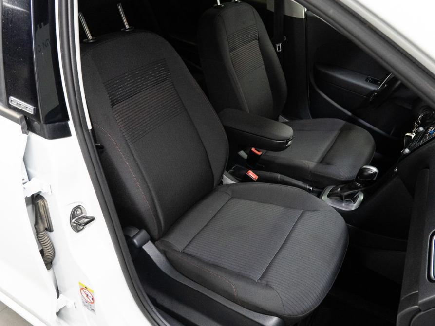Volkswagen Polo V Рестайлинг Тюмень  - изображение 15