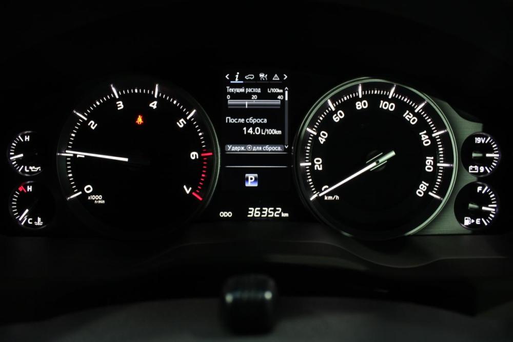 Toyota Land Cruiser 200 Series Рестайлинг 2 Владивосток  - изображение 24