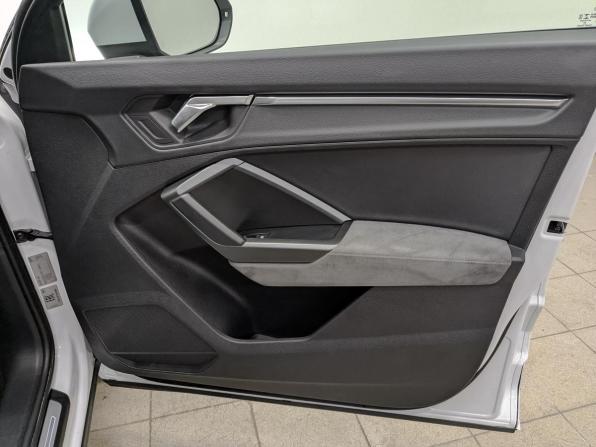 Audi Q3 Sportback II (F3) с пробегом 2021 года, цена 4 240 000 рублей, 67333 км, внедорожник, Автокод Объявления