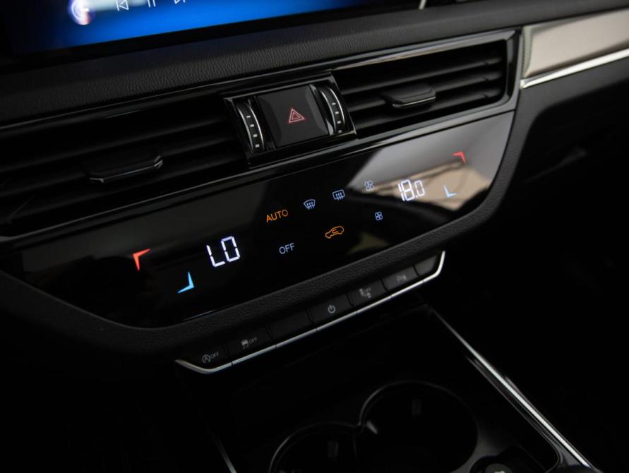 Hongqi HS5 I Санкт-Петербург  - изображение 17