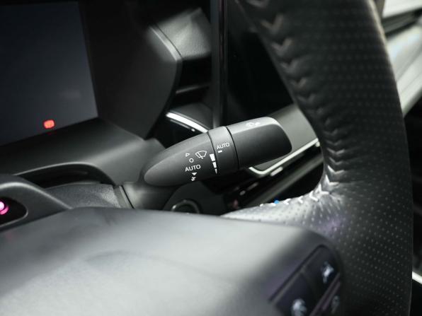Toyota Camry IX (XV80) China Market с пробегом 2025 года, цена 4 269 900 рублей, 21000 км, седан, Автокод Объявления