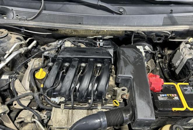 Renault Sandero II с пробегом 2015 года, цена 870 000 рублей, 121741 км, хэтчбек, Автокод Объявления