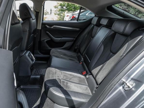 Skoda Octavia IV (A8) с пробегом 2021 года, цена 2 590 000 рублей, 134466 км, лифтбек, Автокод Объявления