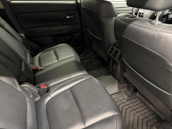 Mitsubishi Outlander III Рестайлинг 3 с пробегом 2020 года, цена 2 399 000 рублей, 73760 км, внедорожник, Автокод Объявления