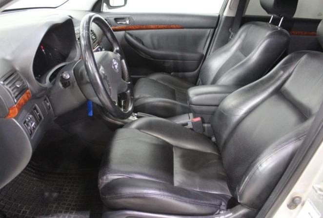Toyota Avensis II с пробегом 2005 года, цена 660 000 рублей, 213444 км, седан, Автокод Объявления
