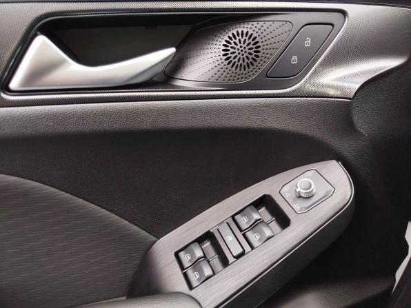 Haval Jolion I с пробегом 2023 года, цена 1 650 000 рублей, 60223 км, внедорожник, Автокод Объявления