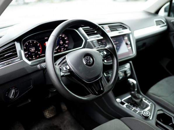 Volkswagen Tiguan II с пробегом 2018 года, цена 3 299 000 рублей, 126300 км, внедорожник, Автокод Объявления