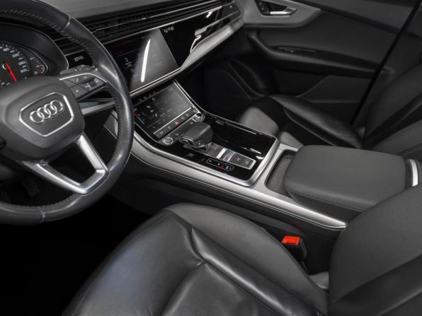 Audi Q8 I (4M) с пробегом 2018 года, цена 4 800 000 рублей, 118583 км, внедорожник, Автокод Объявления