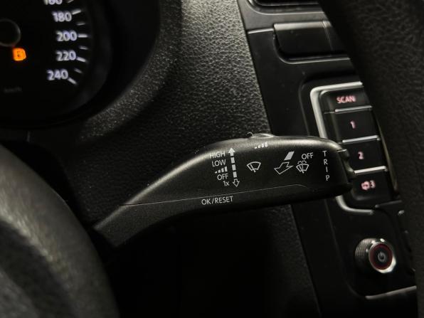 Volkswagen Polo V с пробегом 2013 года, цена 870 000 рублей, 86876 км, седан, Автокод Объявления