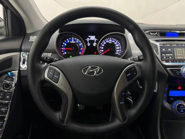Hyundai Elantra V (MD) с пробегом 2012 года, цена 1 249 000 рублей, 95121 км, седан, Автокод Объявления