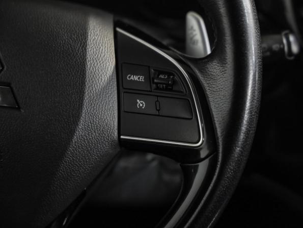 Mitsubishi Outlander III Рестайлинг 2 с пробегом 2017 года, цена 1 899 000 рублей, 174528 км, внедорожник, Автокод Объявления