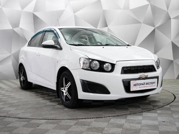 Chevrolet Aveo II с пробегом 2015 года, цена 561 000 рублей, 165000 км, седан, Автокод Объявления