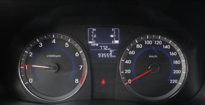 Hyundai Solaris I Рестайлинг с пробегом 2016 года, цена 995 000 рублей, 93550 км, седан, Автокод Объявления