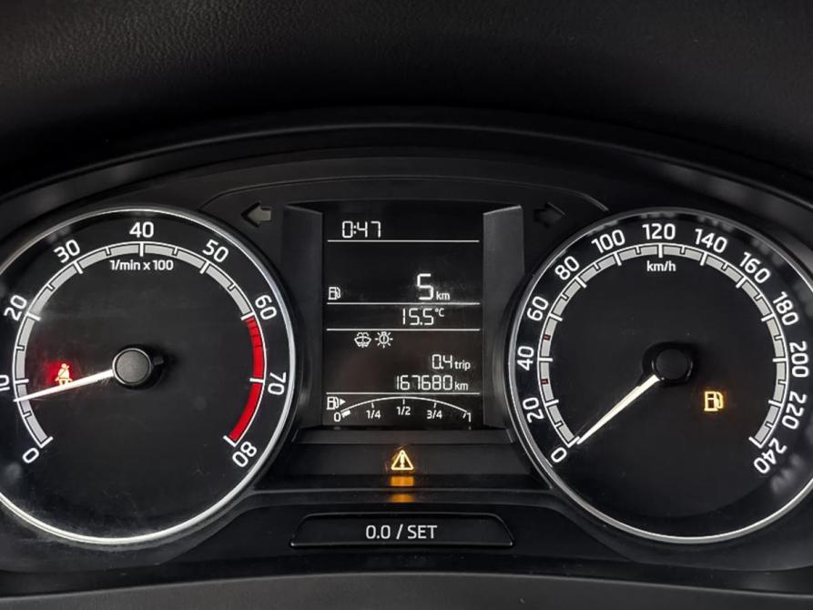 Skoda Rapid I Рестайлинг Москва  - изображение 15