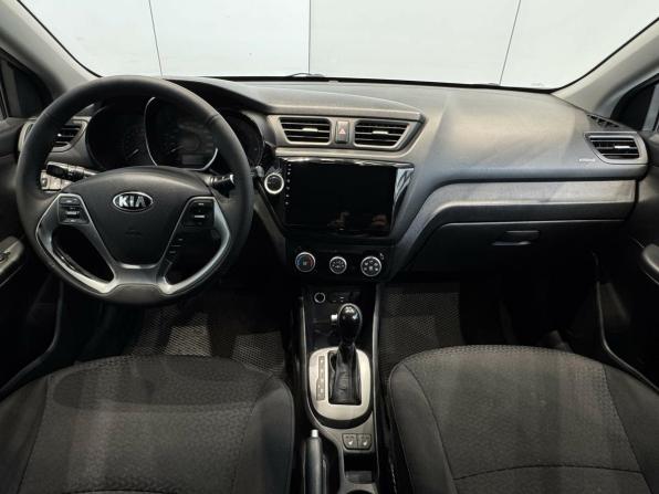 Kia Rio III Рестайлинг с пробегом 2016 года, цена 890 000 рублей, 235473 км, седан, Автокод Объявления