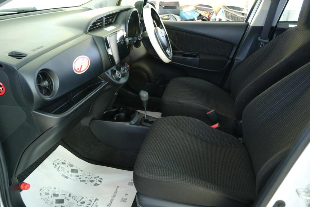 Toyota Vitz III (XP130) Рестайлинг 2 Омск  - изображение 17
